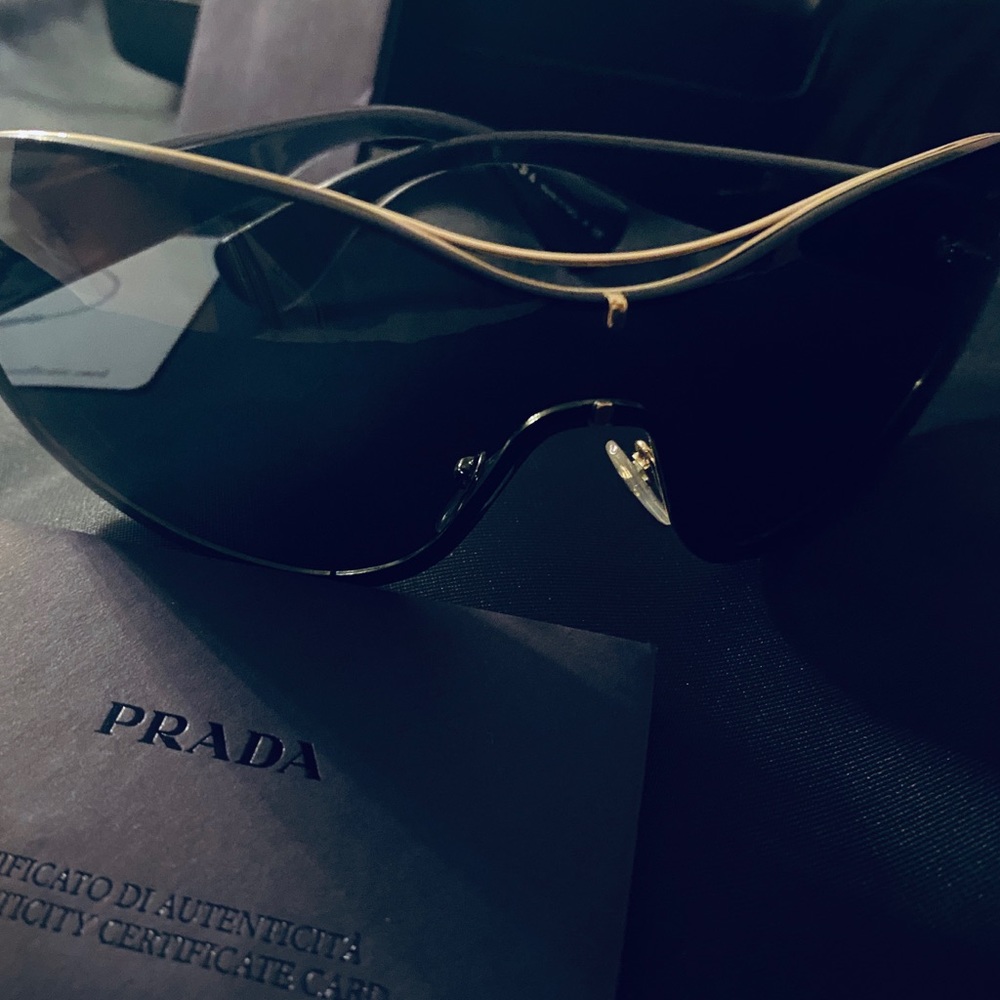 PRADA Sunglasses - Picture 3 of 8